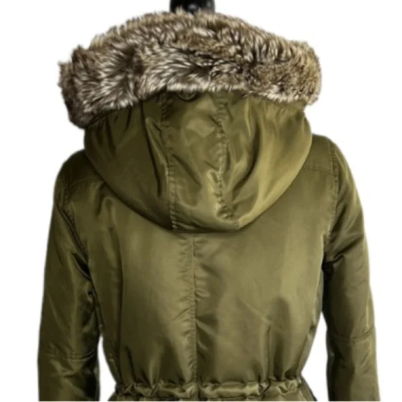 Levi Strauss Women’s Green Poly Duck Down Filled Faux Fur Hooded Parka Jacket